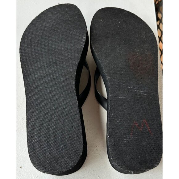 Guess Brand Women's Black White Striped Sandals w/Charms Size 9.5/10 (READ) - Picture 4 of 10